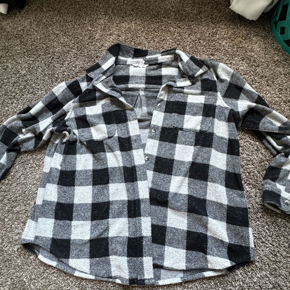 Black and White Plaid Button-Up Shirt